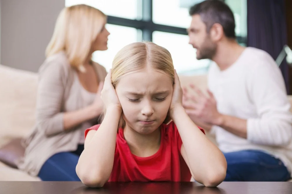 Relația complicată dintre copii și părinți.